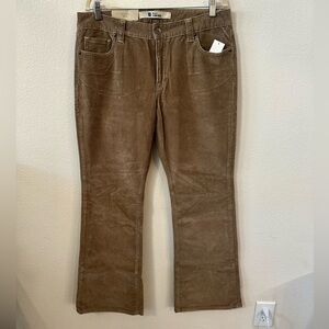 Gap Low Rise Curvy Corduroy Jeans NWT